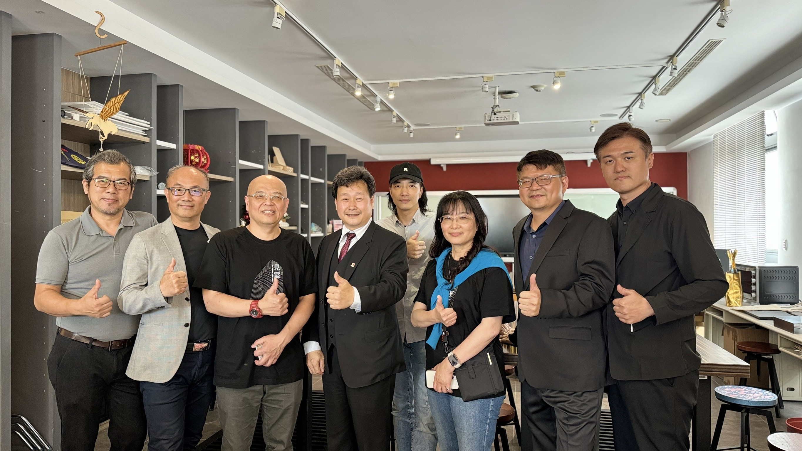 2024.05.06 公會代表參加健行科技大學-室內設計與管理系成果開幕式